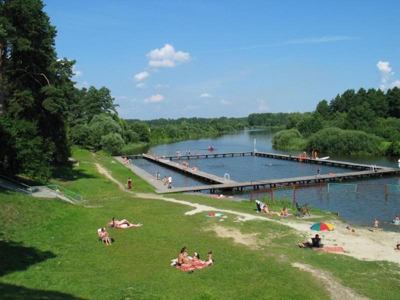 Krysztalowy Palacyk Kozienice Exterior photo